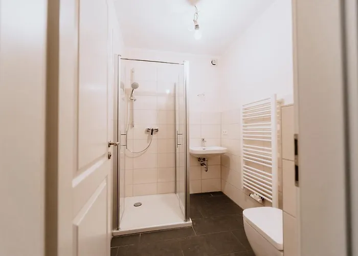 Perle Im Mecklenburger Parkland Walkendorf